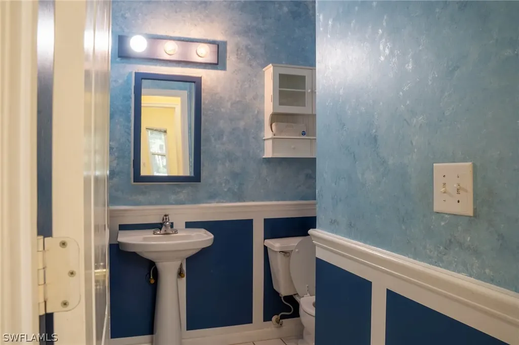25335 Pinson Drive Bonita Springs FL 34135
