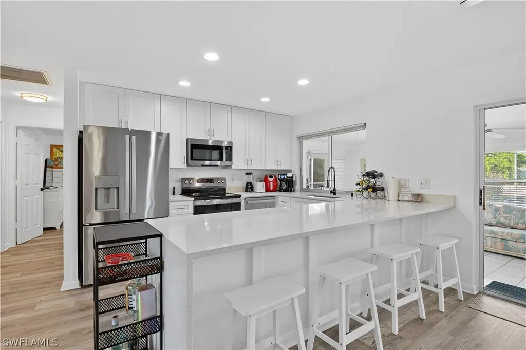 1305 SE 29th Terrace Cape Coral FL 33904