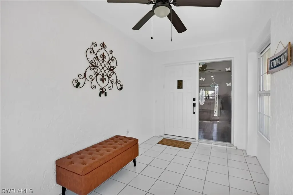1305 SE 29th Terrace Cape Coral FL 33904