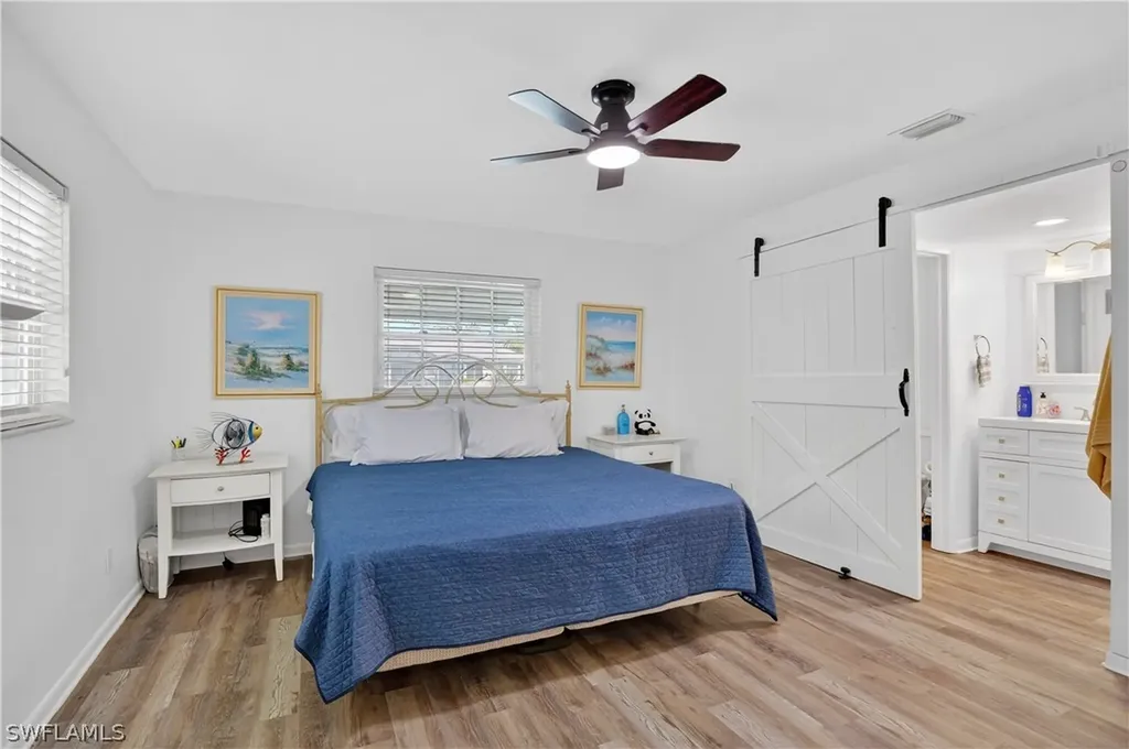 1305 SE 29th Terrace Cape Coral FL 33904