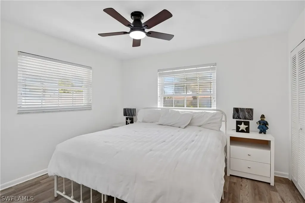 1305 SE 29th Terrace Cape Coral FL 33904