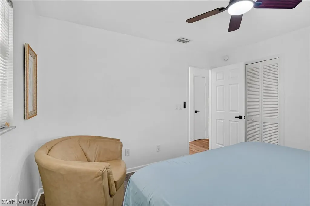 1305 SE 29th Terrace Cape Coral FL 33904