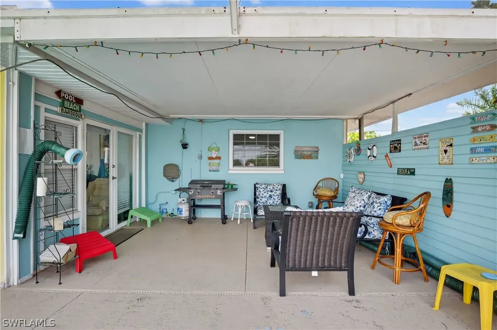 1305 SE 29th Terrace Cape Coral FL 33904