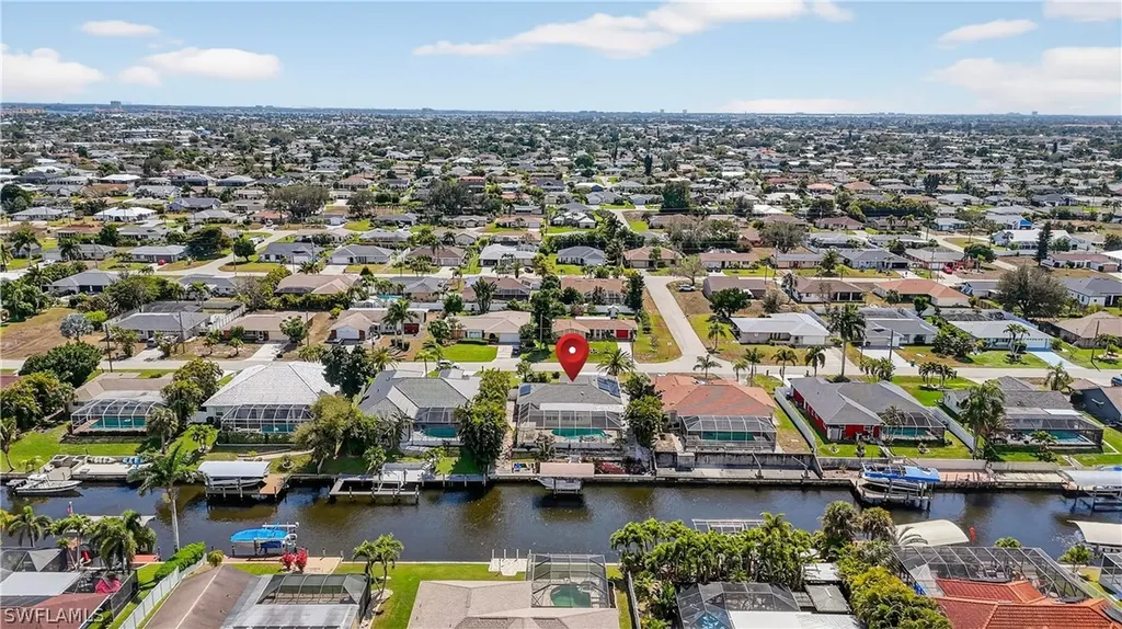 1305 SE 29th Terrace Cape Coral FL 33904