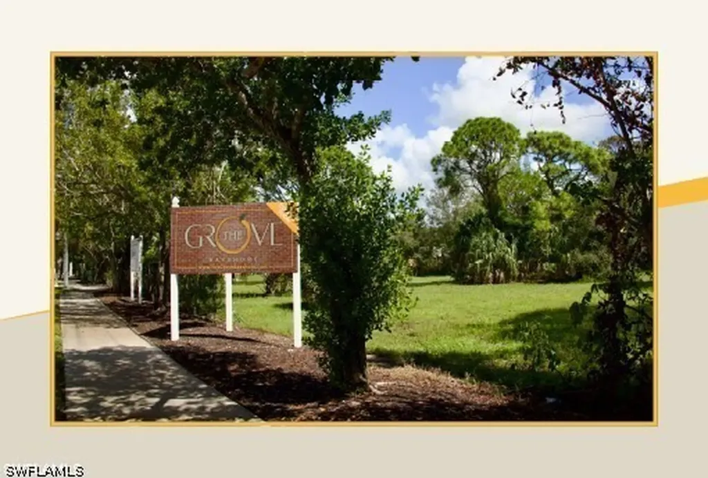 3858 Grove Circle Naples FL 34112