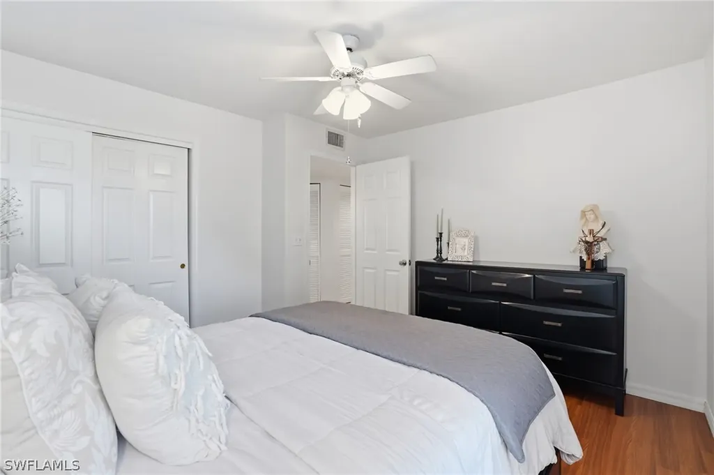 9856 Luna Circle Naples FL 34109