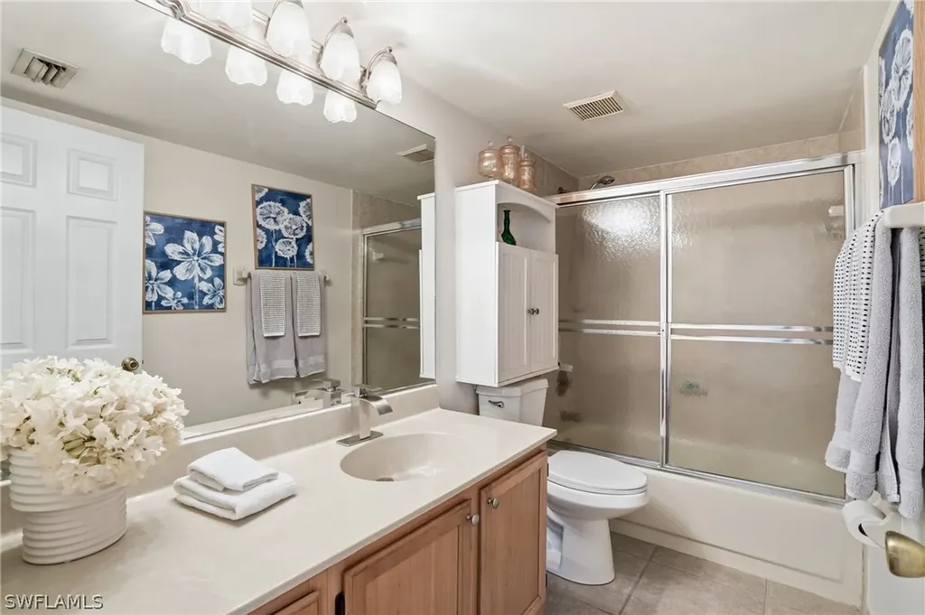 9856 Luna Circle Naples FL 34109