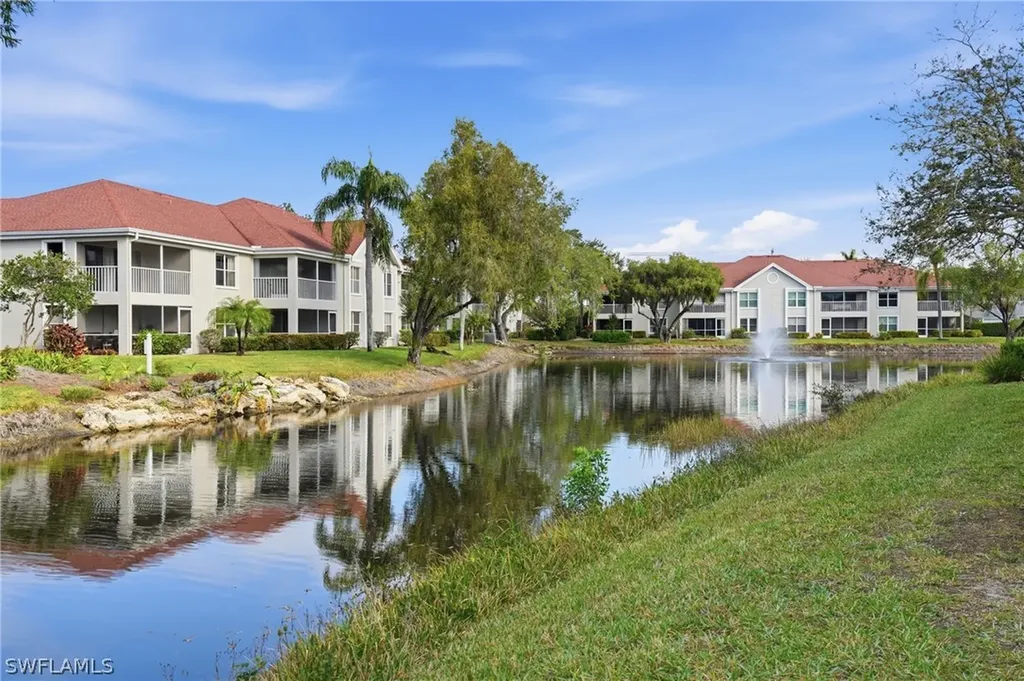 9856 Luna Circle Naples FL 34109