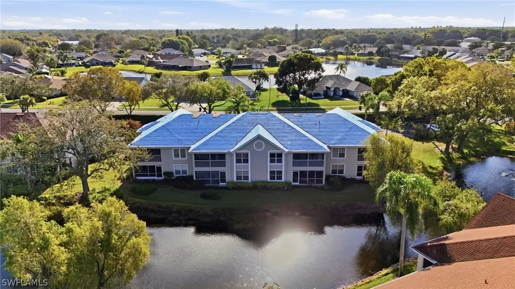 9856 Luna Circle Naples FL 34109