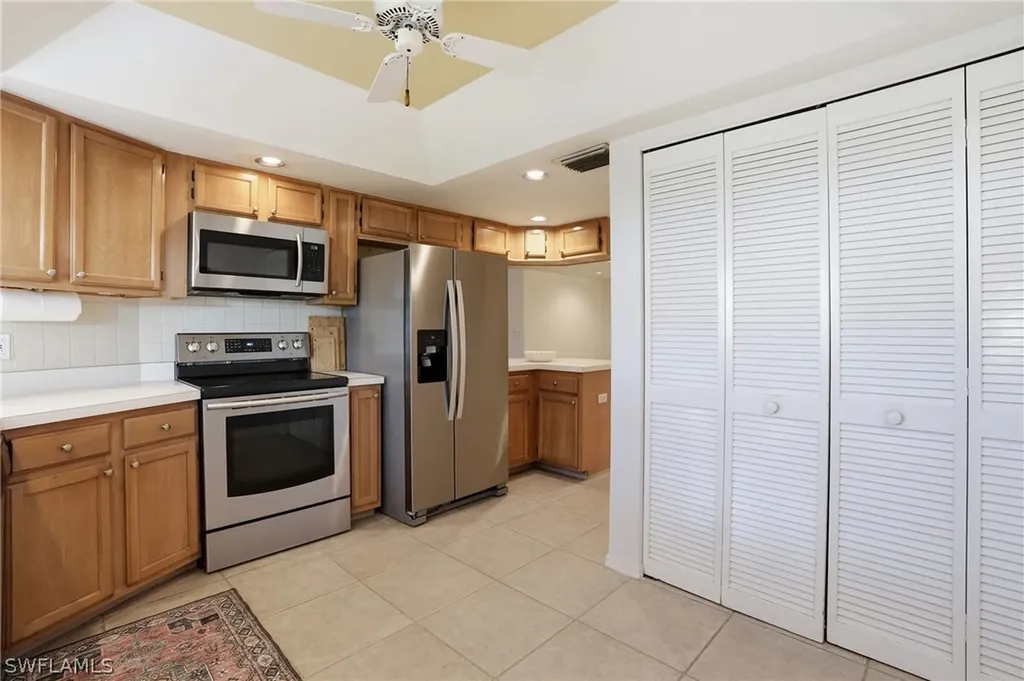 9856 Luna Circle Naples FL 34109