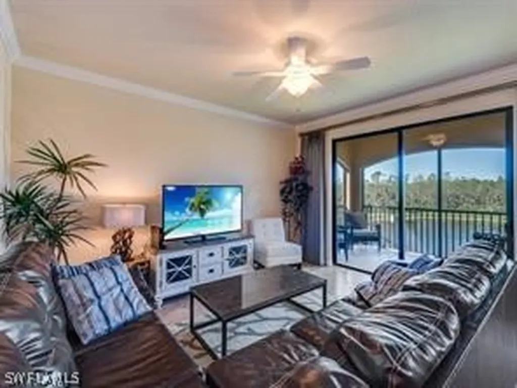 9723 Acqua Court Naples FL 34113