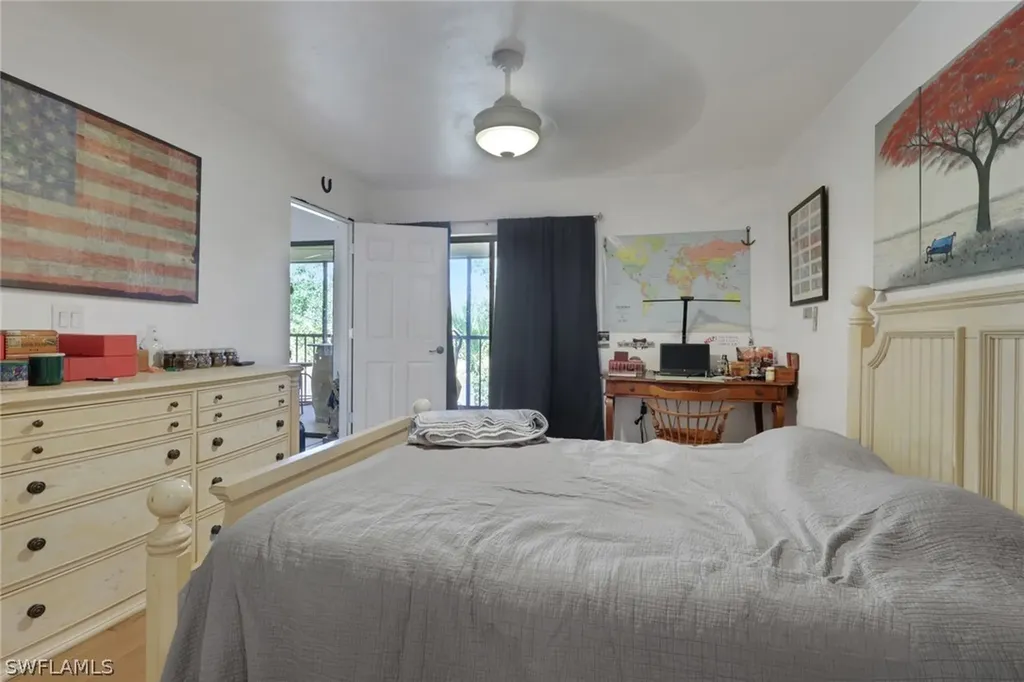 1211 Commonwealth Circle Naples FL 34116