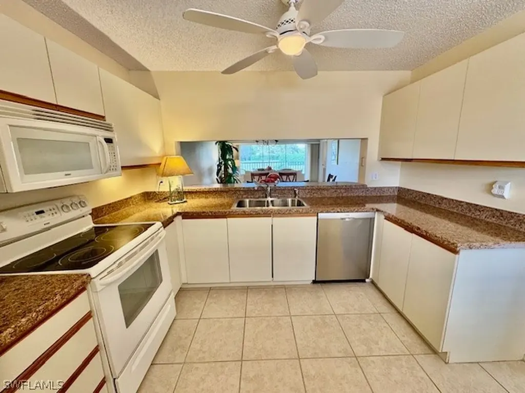 5912 Cranbrook Way Naples FL 34112