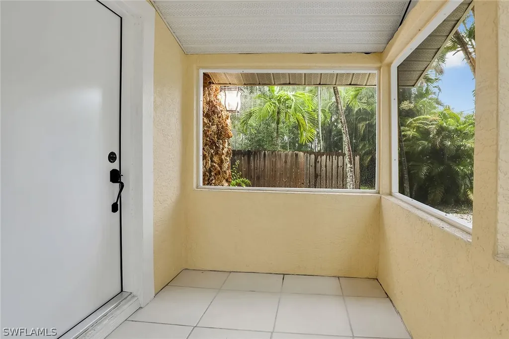 2780 Weeks Avenue Naples FL 34112