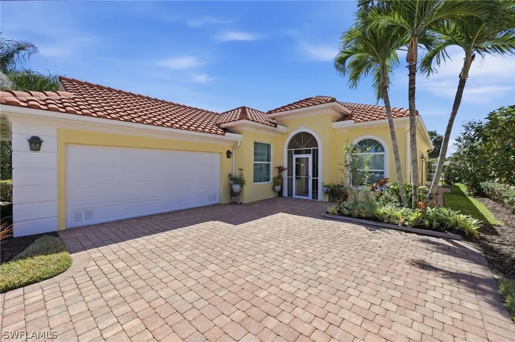 Naples FL, 8730 Ferrara Court