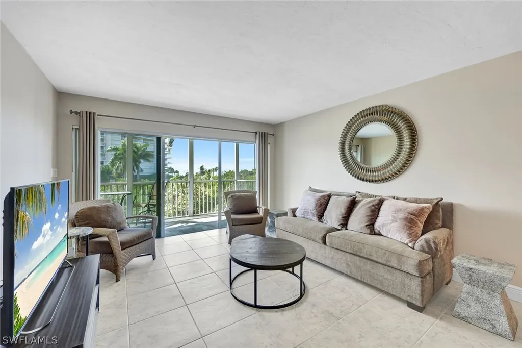 1 Bluebill Avenue Naples FL 34108