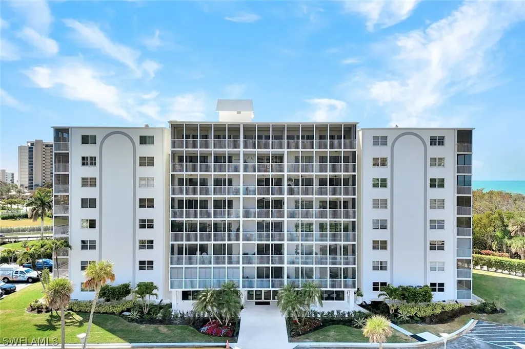 1 Bluebill Avenue Naples FL 34108