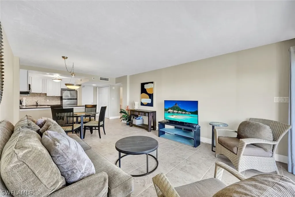 1 Bluebill Avenue Naples FL 34108