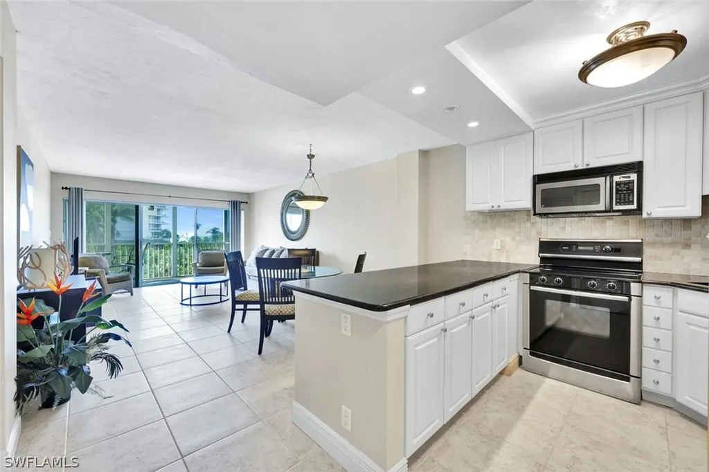 1 Bluebill Avenue Naples FL 34108