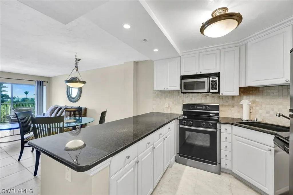 1 Bluebill Avenue Naples FL 34108