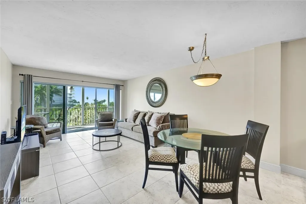 1 Bluebill Avenue Naples FL 34108