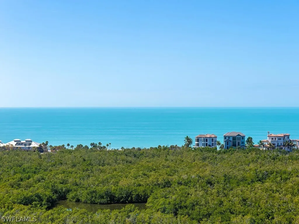 7425 Pelican Bay Boulevard Naples FL 34108