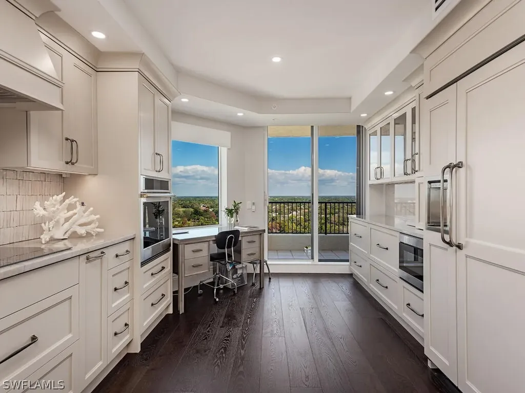 7425 Pelican Bay Boulevard Naples FL 34108