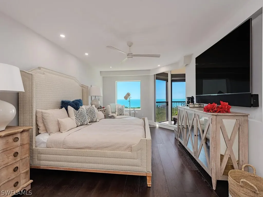 7425 Pelican Bay Boulevard Naples FL 34108