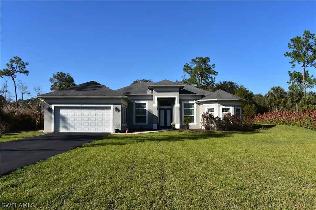 3841 4th Avenue NE Naples FL 34120