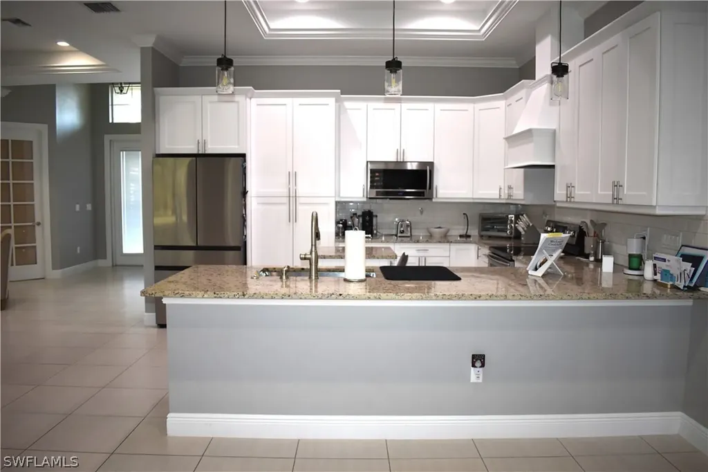 3841 4th Avenue NE Naples FL 34120