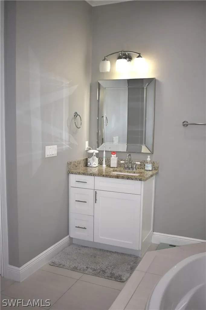 3841 4th Avenue NE Naples FL 34120