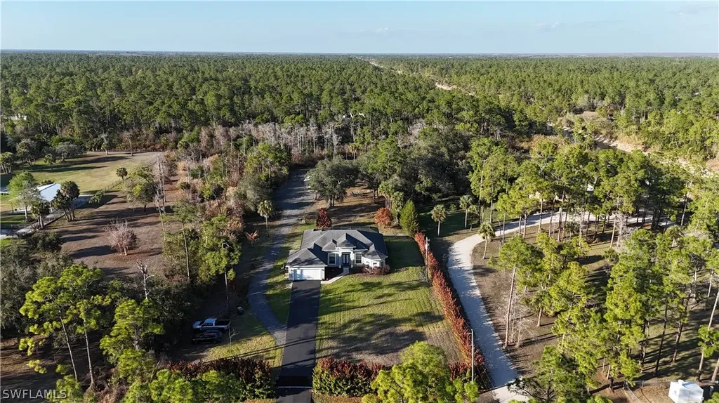 3841 4th Avenue NE Naples FL 34120