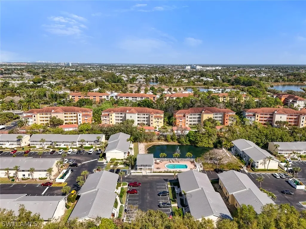 4629 Bayshore Drive Naples FL 34112
