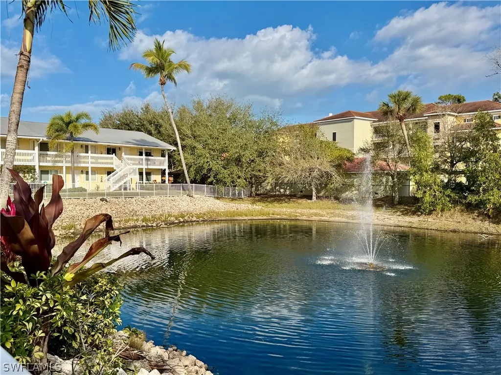 4629 Bayshore Drive Naples FL 34112