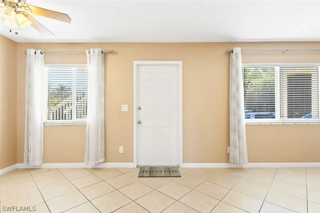4629 Bayshore Drive Naples FL 34112