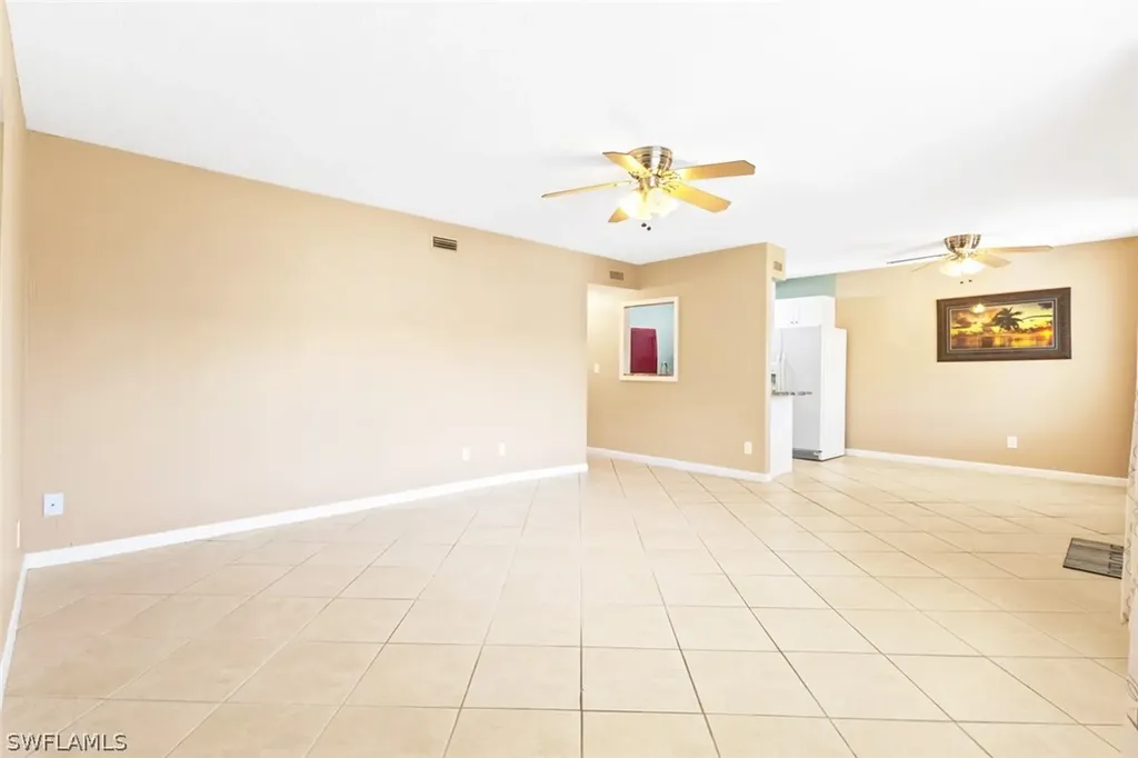 4629 Bayshore Drive Naples FL 34112