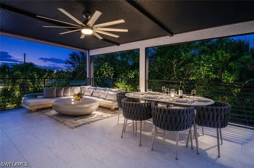 4064 Full Moon Court Naples FL 34112