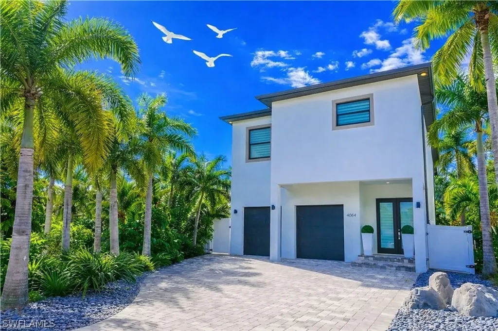 4064 Full Moon Court Naples FL 34112