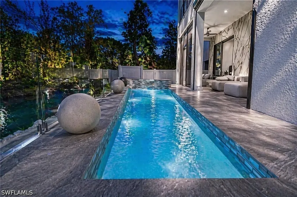 4064 Full Moon Court Naples FL 34112