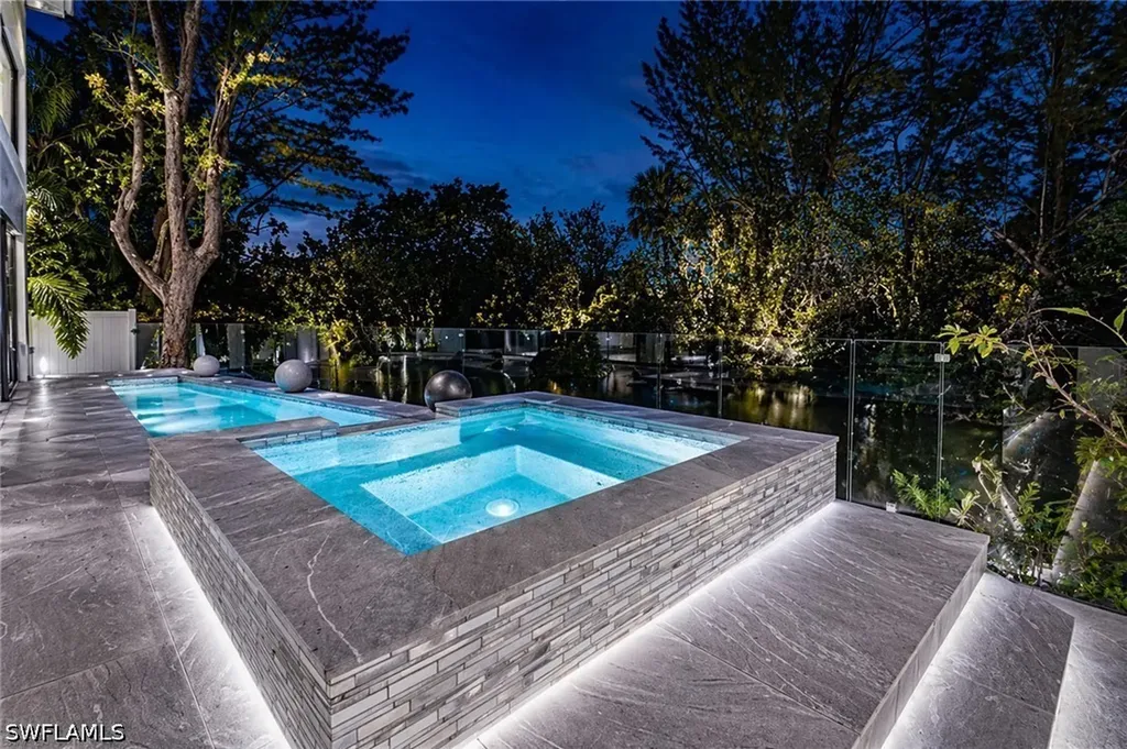 4064 Full Moon Court Naples FL 34112