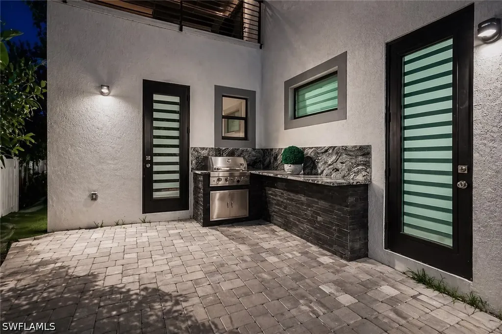 4064 Full Moon Court Naples FL 34112