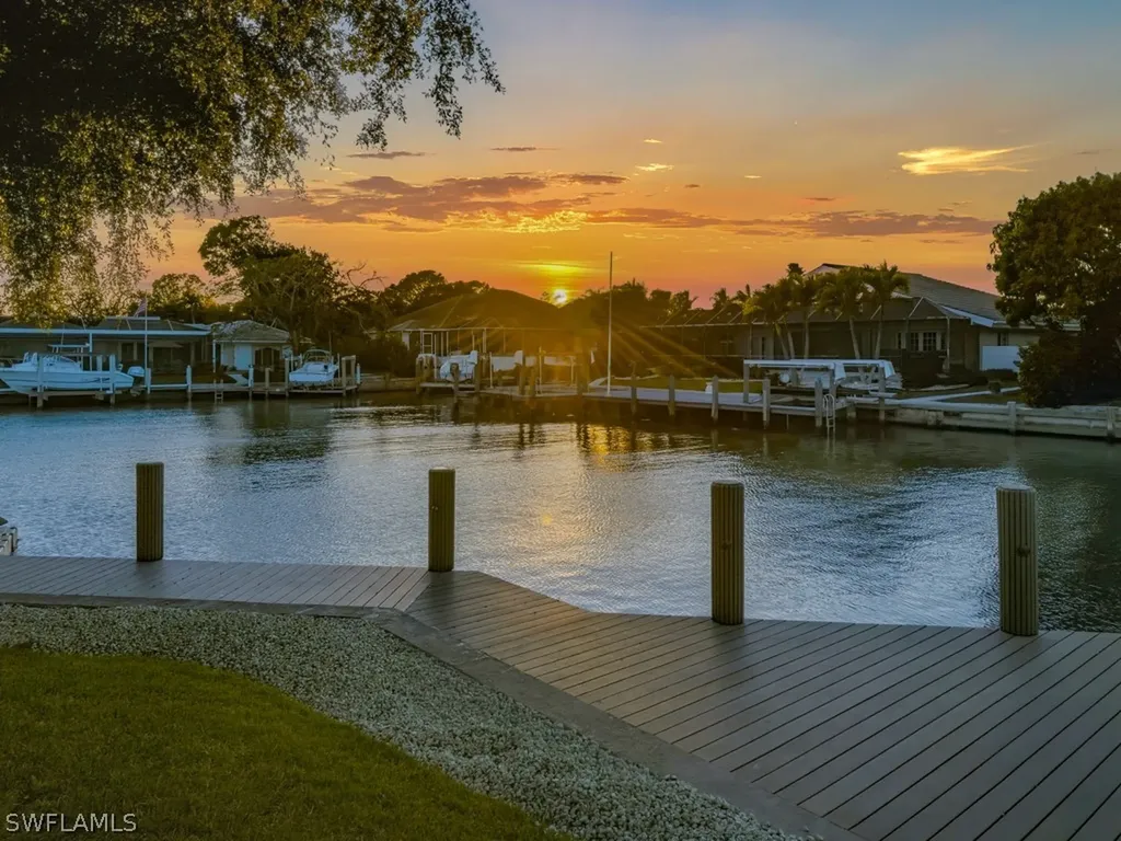 366 Grapewood Court Marco Island FL 34145