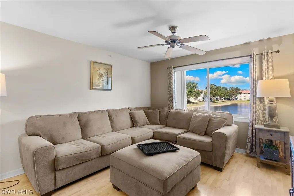 8274 Key Royal Circle Naples FL 34119