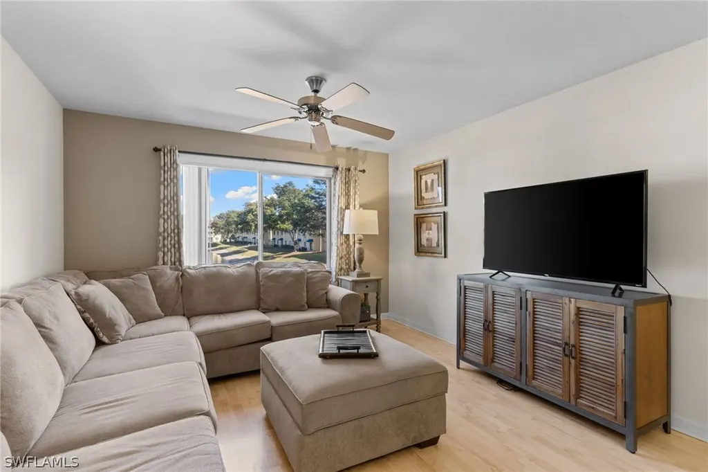 8274 Key Royal Circle Naples FL 34119