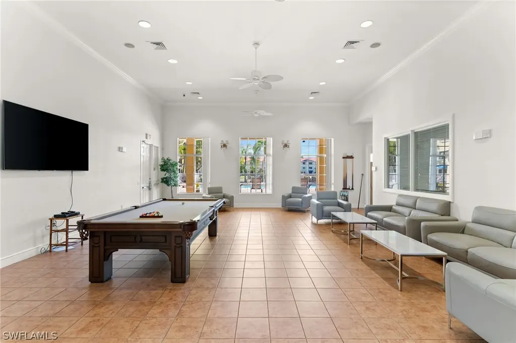 8274 Key Royal Circle Naples FL 34119