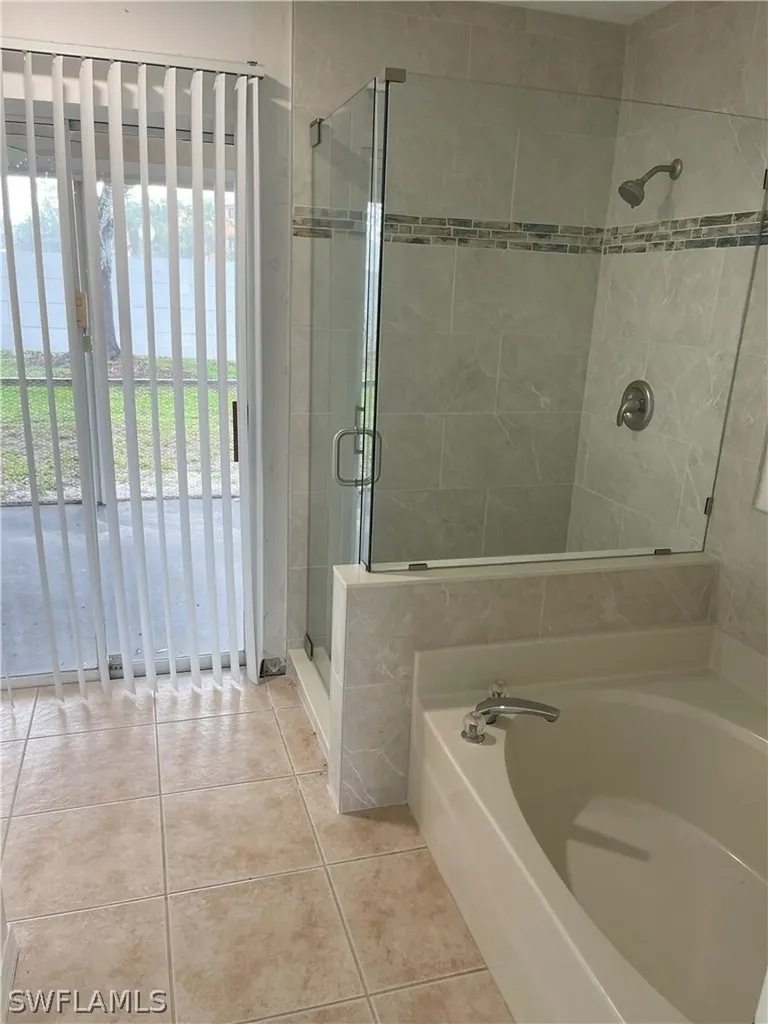 9758 Country Oaks Drive Fort Myers FL 33967