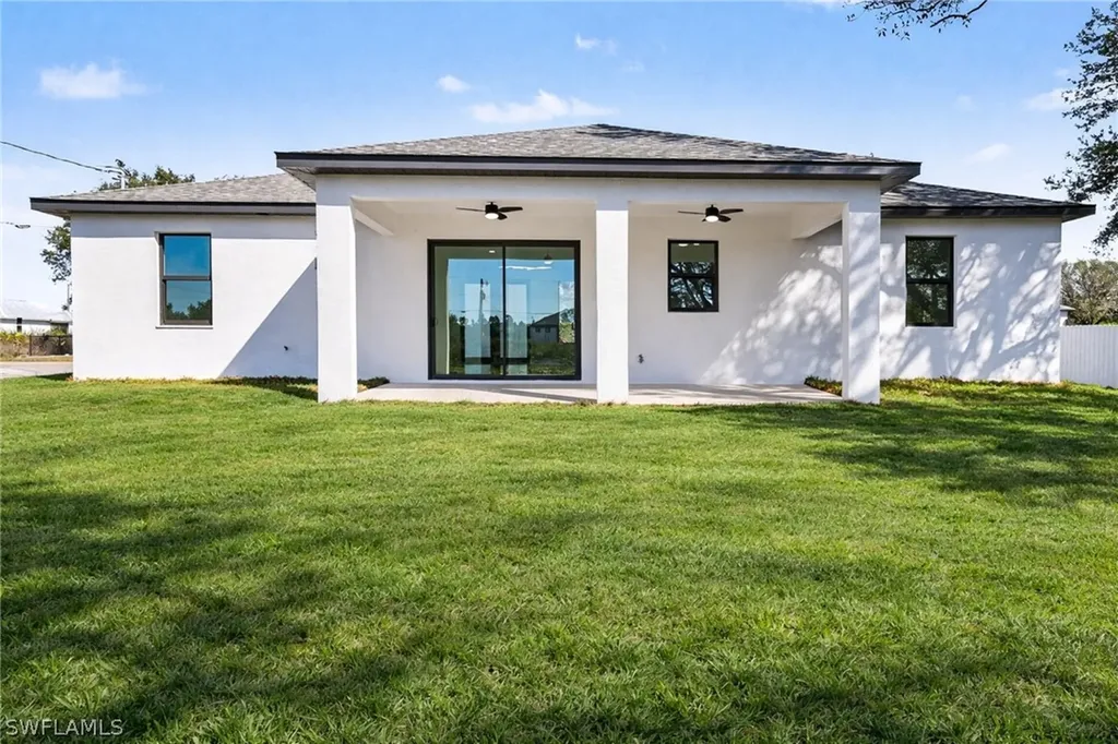 2621 59th Street W Lehigh Acres FL 33971