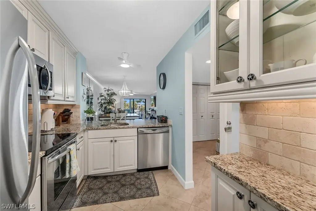1041 Swallow Avenue Marco Island FL 34145