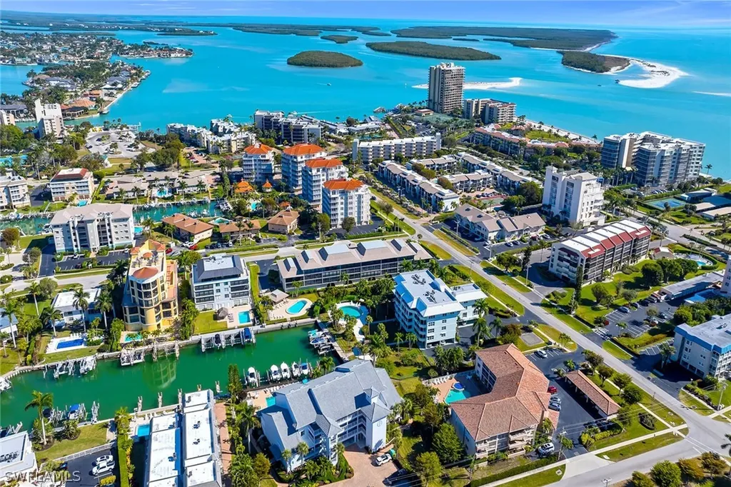 1041 Swallow Avenue Marco Island FL 34145