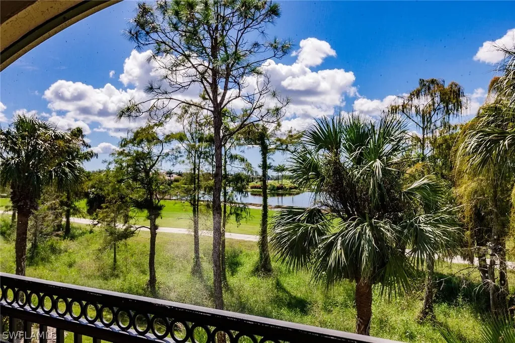 3940 Deer Crossing Court Naples FL 34114